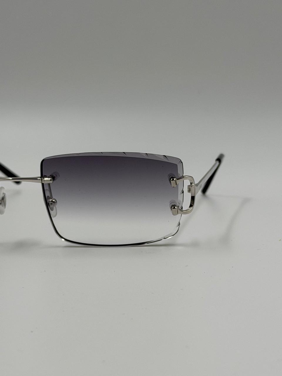 Square gradient-lens sunglasses